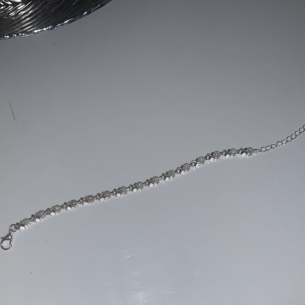 Elegant sterling Silver Bracelet